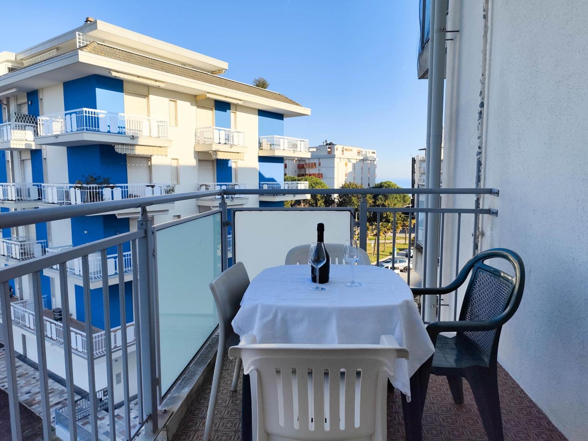 Residence Torino Lido di Jesolo Exteriér fotografie